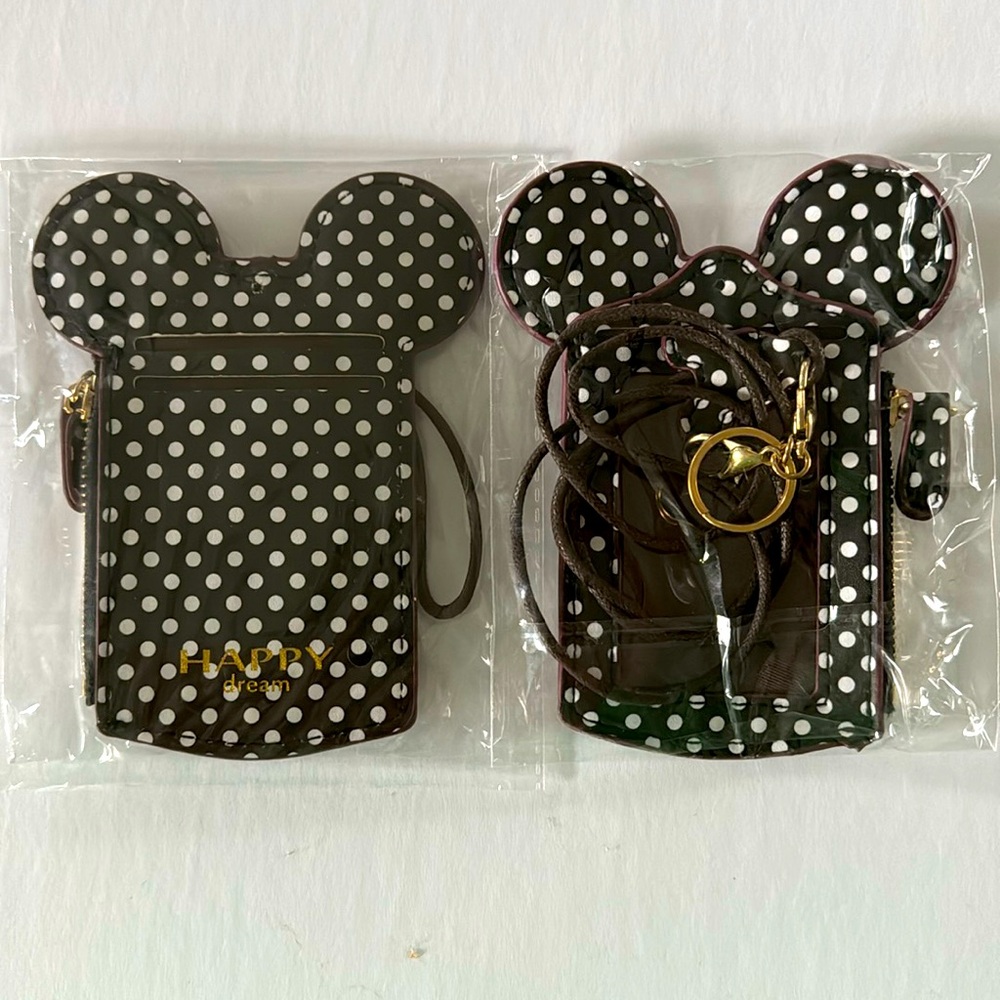 2 Happy Dream Lanyards (Disney Style)
